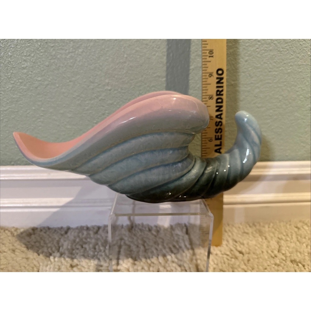 Vintage HULL Pottery 64 Conch Sea Shell Cornucopia Planter USA Pink Turquoise